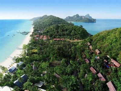 Outrigger Phi Phi Island Resort