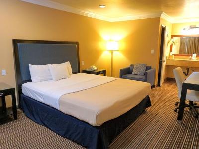 Hollywood Inn Express South