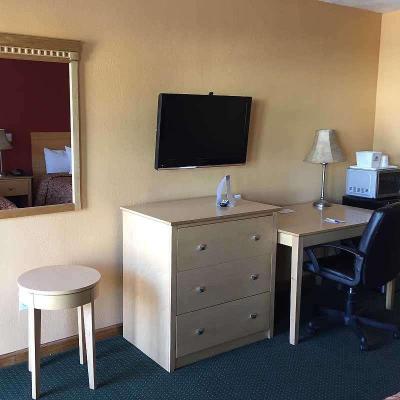 Americas Best Value Inn Brooklyn