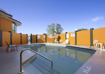 Red Roof Inn & Suites Duncan