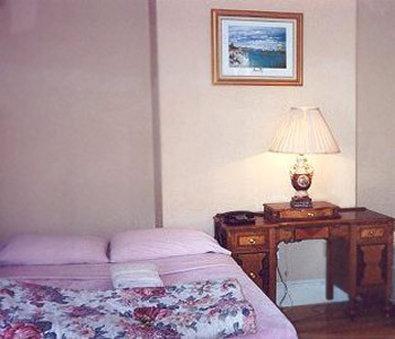 Farrington Inn
