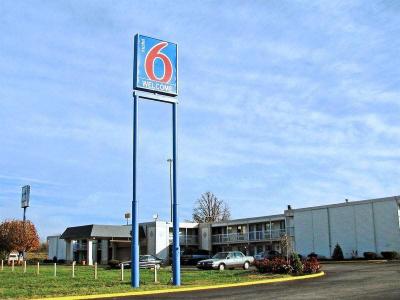 Econo Lodge Inn Suites Terre Haute