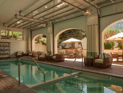Knob Hill Inn