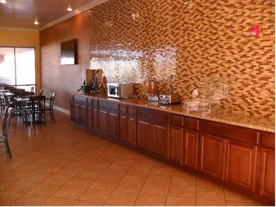 Express Inn & Suites