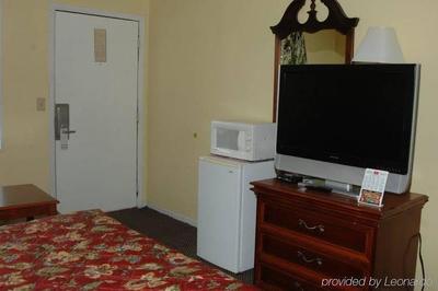 Red Carpet Inn Anniston Oxford