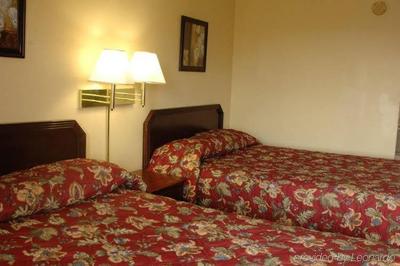 Red Carpet Inn Anniston Oxford