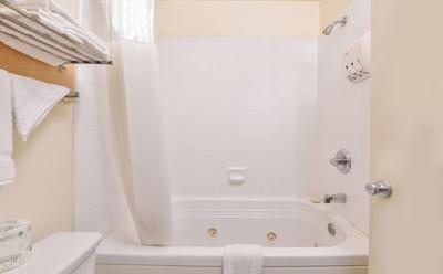 Americas Best Value Inn San Carlos