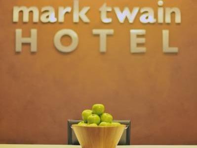 Mark Twain Hotel