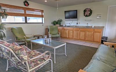 Tuckaway Shores Oceanfront Resort