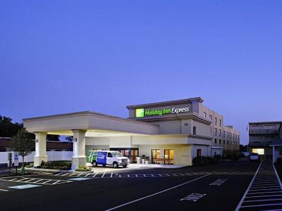 Holiday Inn Express Philadelphia Airport