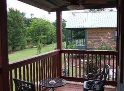 Susan's Cottages