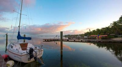 Key Lime Sailing Club And Cottages