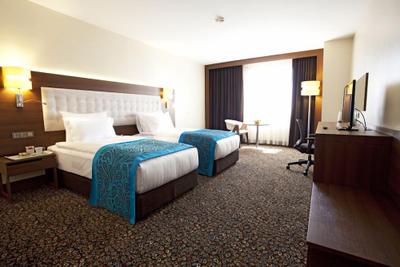 Teymur Continental Hotel & Convention Center