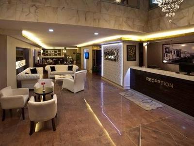 Envoy Hotel