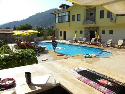 Ada Apart Hotel