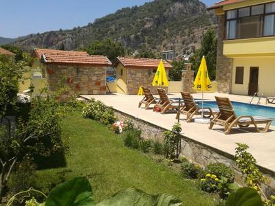 Ada Apart Hotel