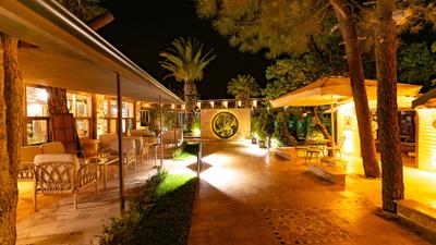 Assos Hunters Hotel