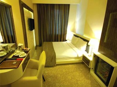 Ayata Hotel