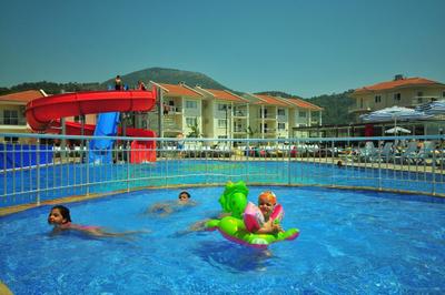 Club Onat Garden