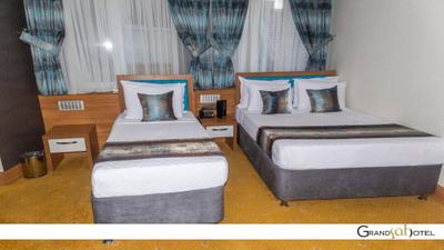 Zin Hotel