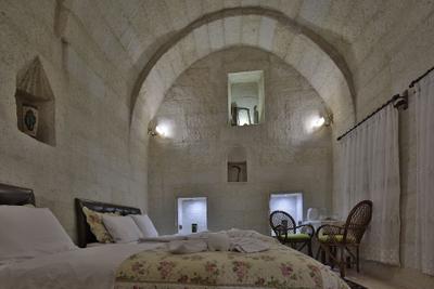 View Cave Hotel