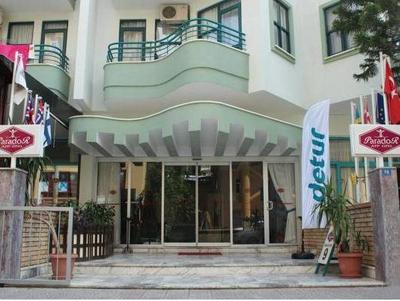 Parador Suite Apart Hotel