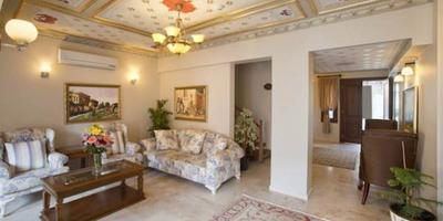 Castle Boutique Hotel