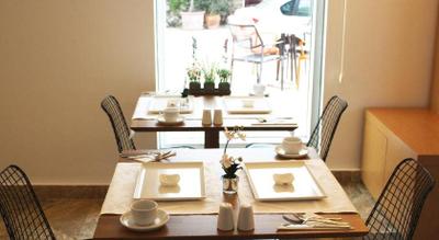 Regna Hotel
