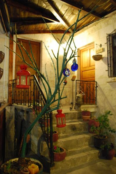 Cave Art Hotel
