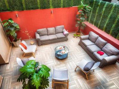 Educa Suites