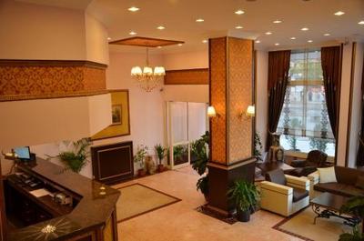 Kircuval Hotel
