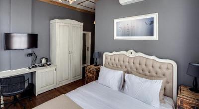 Loka Suites