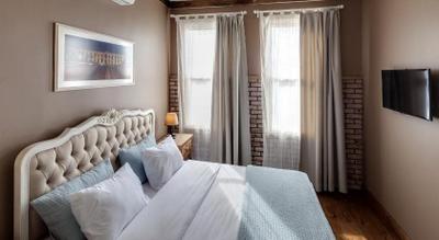 Loka Suites