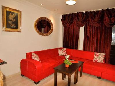 Magic House Hotel