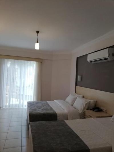 Viras Otel - Ortakent