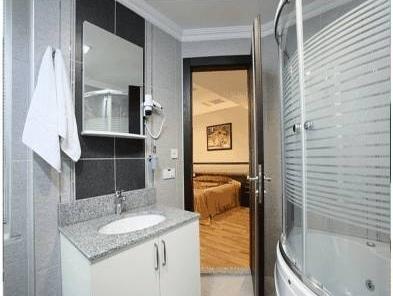 Ada Elit Hotel