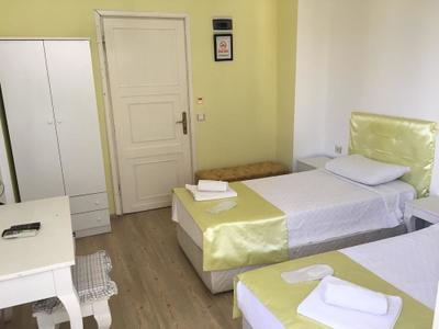Alacati Sakiz Ev Hotel