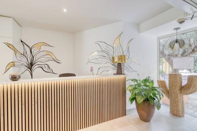 Anglade Hotel