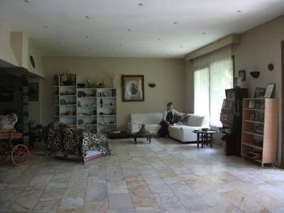 Can Karaburun Hotel