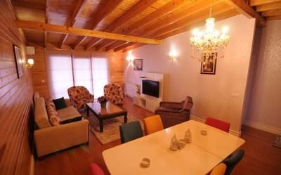 East Suite Hotel