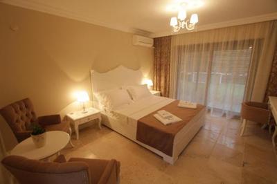 Cinar Hotel