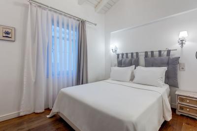 Ela Tenedos Hotel