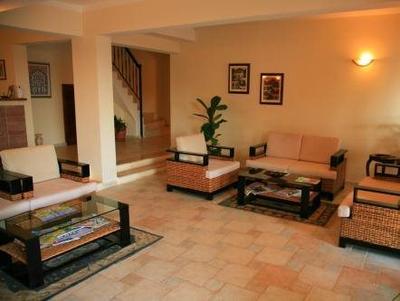 Hotel Asiyan
