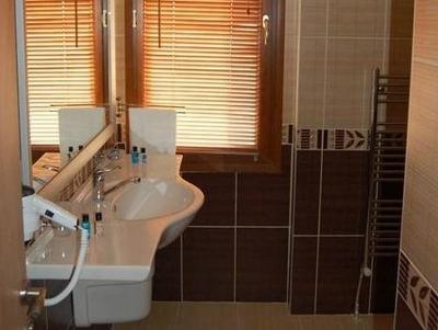 Ebruli Otel Cunda
