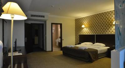 Ener Old Castle Resort Hotel