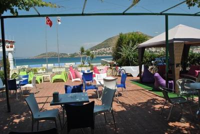 Naz Hotel