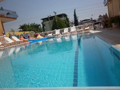 Ozgur Hotel