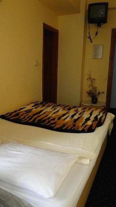 Sun Rise Hotel