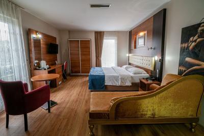 Riada Hotel