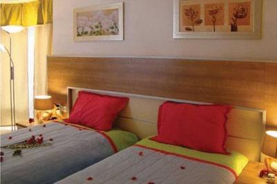 Tuana Hotel